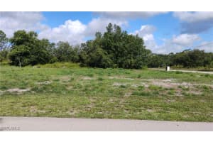 536 Parker Avenue, Lehigh Acres, FL 33974 - MLS#225054826