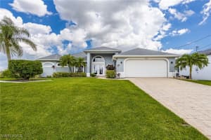 404 9th Street, Cape Coral, FL 33909 - MLS#225054842