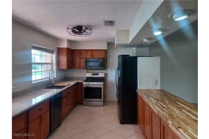 4233 8th Place, Cape Coral, FL 33904 - MLS#225054896