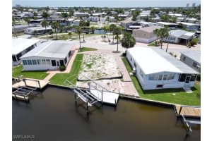 17621 Peppard Drive, Fort Myers Beach, FL 33931 - MLS#225054935