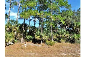  Felix AVE, North Port, FL 34288 Sold 10/17/25