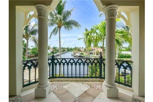 730 21st Avenue, Naples, FL 34102 - MLS#225054992