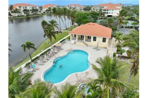 20051 Sanibel View Cir 303 Fort Myers, FL 33908 - Off Market