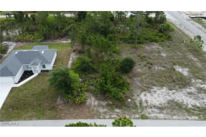 769 Bahama Avenue, Lehigh Acres, FL 33974 - MLS#225055076