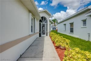 17791 Pineapple Palm Court, North Fort Myers, FL 33917 Sold 08/29/25