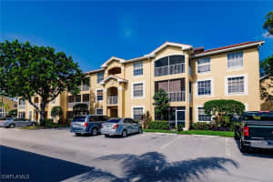 4700 Saint Croix Ln 318, Naples