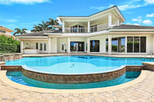 384 Mooring Line Drive, Naples, FL 34102 - MLS#225055113