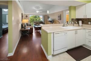 8297 KEY ROYAL Lane, Naples, FL 34119-6727 - MLS#225055161