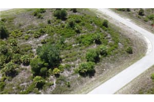 949 Norton Avenue, Lehigh Acres, FL 33974 - MLS#225055168