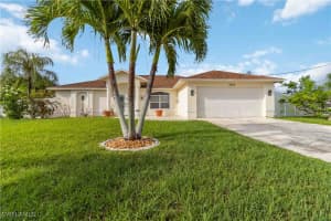 2303 Se 3rd St, Cape Coral