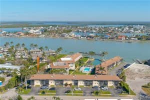 850 Palm Street, Marco Island, FL 34145 Sold 07/17/25