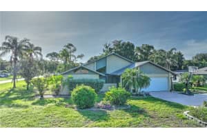 7700 Deni Dr, North Fort Myers
