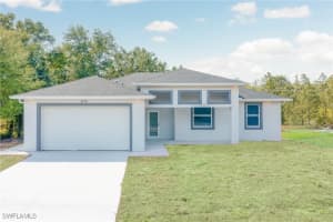 425 Naples Ave S, Lehigh Acres