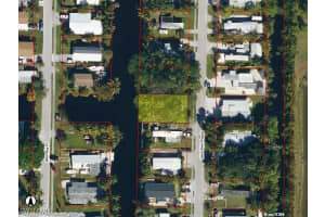 79 Isle Of Saint Thomas, Naples, FL 34114 - MLS#225055277