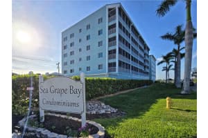 345 Mango Street, Fort Myers Beach, FL 33931 Sold 09/26/25