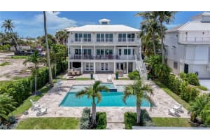 4031 Bayside Rd, Fort Myers Beach