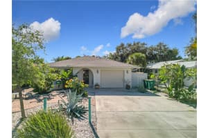 550 110th Ave N, Naples