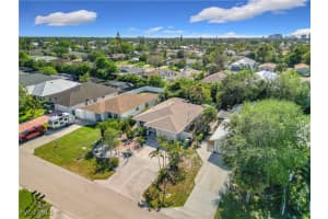 550 110th Avenue, Naples, FL 34108 - MLS#225055429