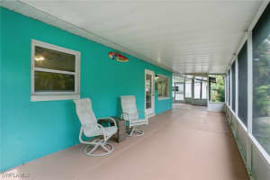 7434 Cares Away Park Cir, Bokeelia