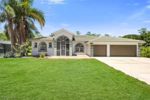 2391 35th Ave Ne, Naples