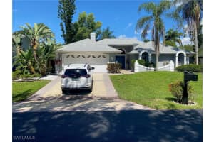 6704 Highland Pines Cir, Fort Myers