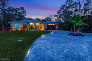 364 Logan Boulevard, Naples, FL 34119 - MLS#225055550