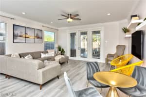 725 95th Avenue, Naples, FL 34108 - MLS#225055558