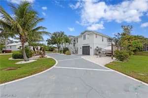 18011 Parkridge Court, Fort Myers, FL 33908 - MLS#225055569