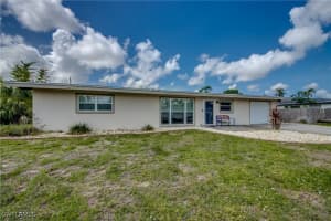 2342 Dover Ave, Fort Myers