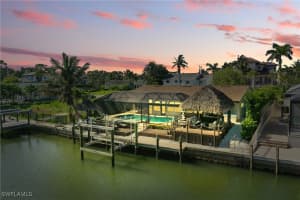 211 6th St, Bonita Springs