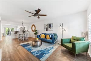 4940 Cougar Ct S 104, Naples