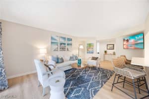 208 Bob O Link Way, Naples, FL 34105 - MLS#225055696