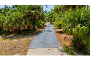 1957 19th St Sw, Naples