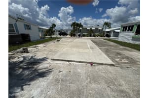 5769 Pink Panther Drive, Fort Myers, FL 33908 - MLS#225055717