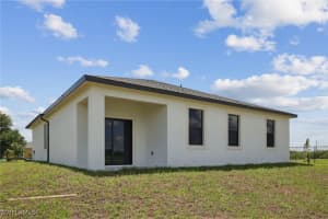 7007 Ramrod Circle, Labelle, FL 33935 Sold 08/27/25