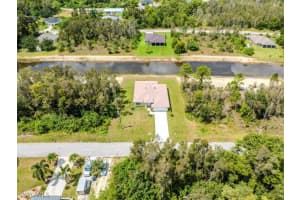 722 La Plata Avenue, Lehigh Acres, FL 33974 - MLS#225055747
