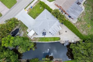 9899 Pennsylvania Avenue, Bonita Springs, FL 34135 - MLS#225055781