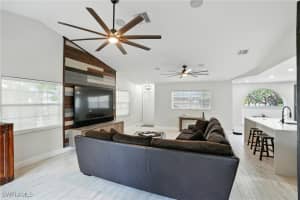 9624 Crescent Garden Drive, Naples, FL 34109 - MLS#225055794