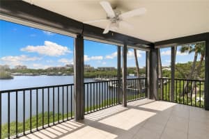 420 Cove Tower Drive, Naples, FL 34110 Sold 10/14/25