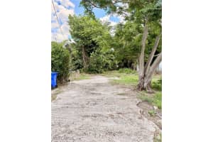 2133 Davis Street, Fort Myers, FL 33916 Sold 07/24/25
