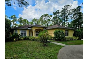 2640 4th Avenue, Naples, FL 34120 - MLS#225055923