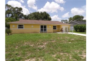 4807 6th Street, Lehigh Acres, FL 33971 - MLS#225055966