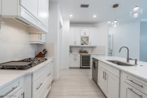 16364 Viansa Way, Naples, FL 34110 - MLS#225055971