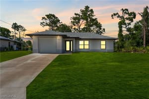 2912 8th St W, Lehigh Acres