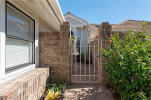6624 Trident Way, Naples, FL 34108 - MLS#225056028