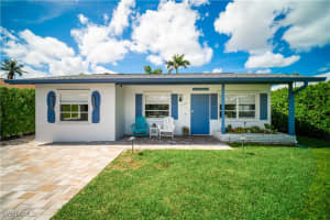 778 98th Avenue, Naples, FL 34108 - MLS#225056057