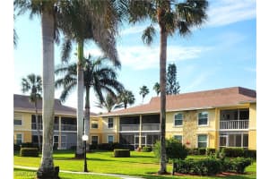 401 Charlemagne Blvd C112, Naples