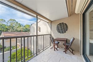 15330 Cedarwood Lane, Naples, FL 34110 - MLS#225056110
