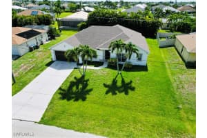 2849 25th Place, Cape Coral, FL 33914 - MLS#225056151