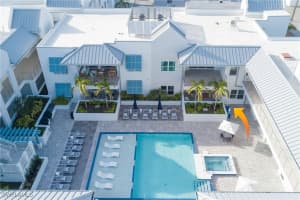201 8th St S 208, Naples